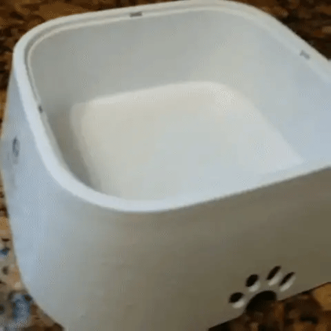 Splash-Proof Water Bowl